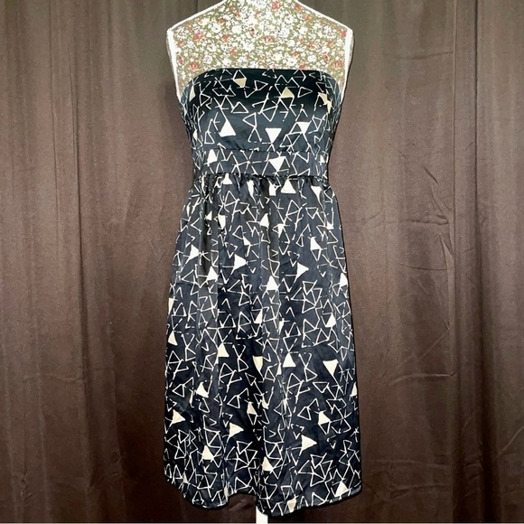 Charlotte Russe Strapless Satin Dress - Picture 1 of 4